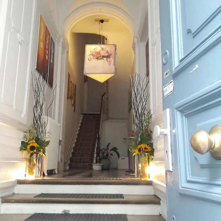 Guesthouse Marie Therese بروكسل 0*,  بلجيكا
