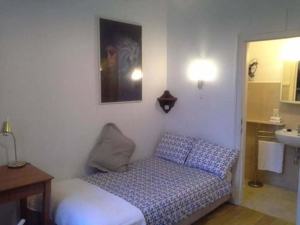 Guesthouse Marie Therese بروكسل شقة